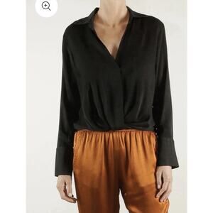 Pharaoh Darryl Twist Top Women’s Size 1 Black Long Sleeve Blouse